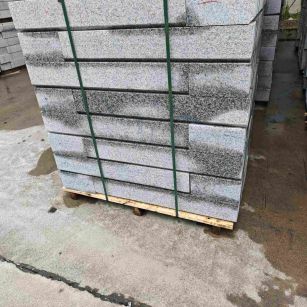 银川芙蓉白路牙石，马路牙子