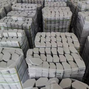 银川芝麻白石材冰裂纹，碎拼。