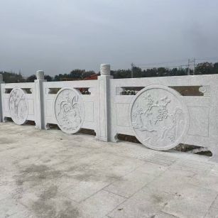 银川芝麻白河道栏杆 石材栏杆