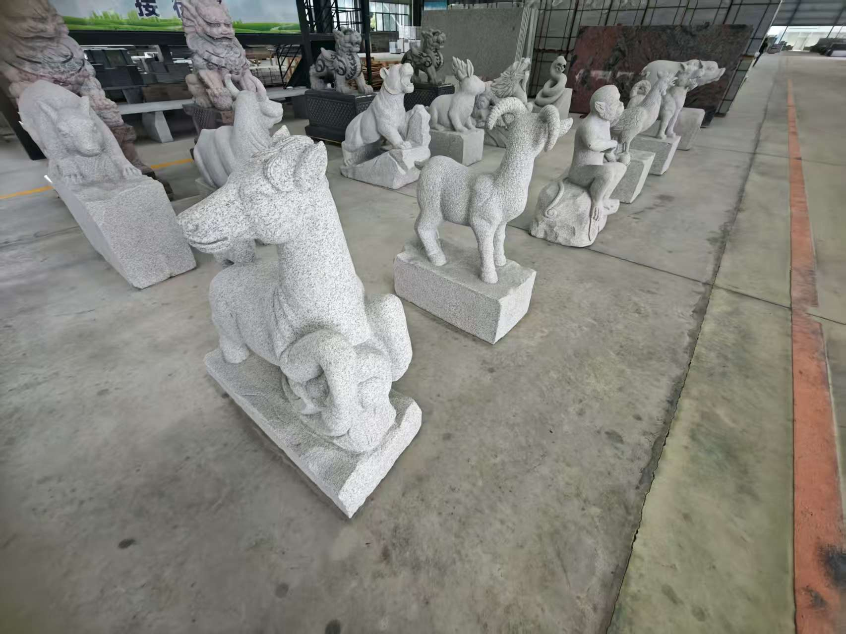 银川芝麻白雕刻 十二生肖 异形雕刻