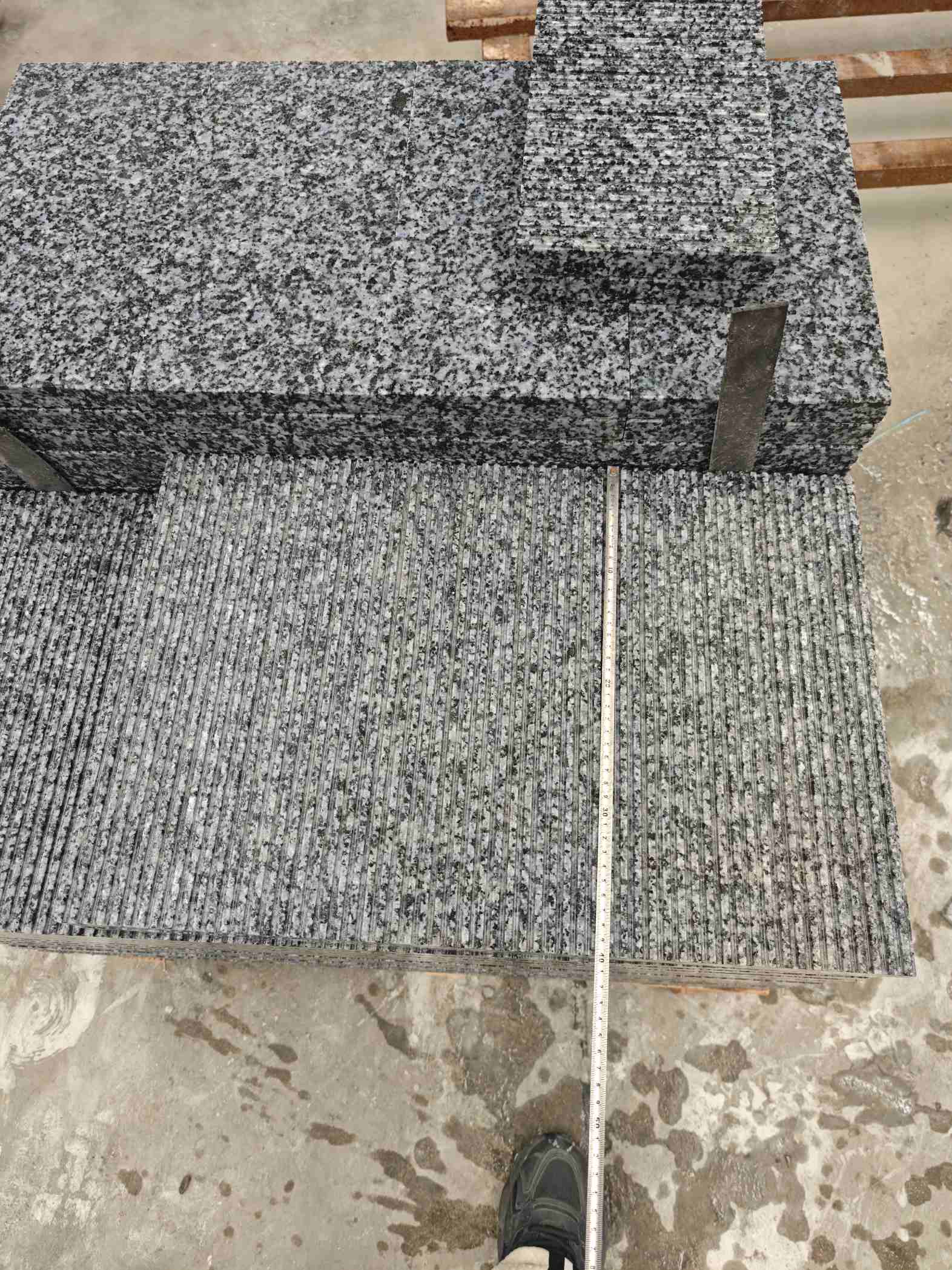 银川芝麻黑拉丝面